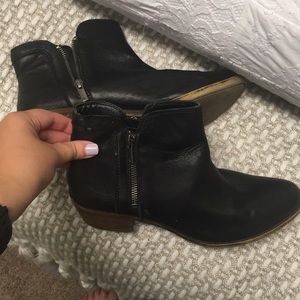 Lucky Brand leather Booties Black size 9.5
